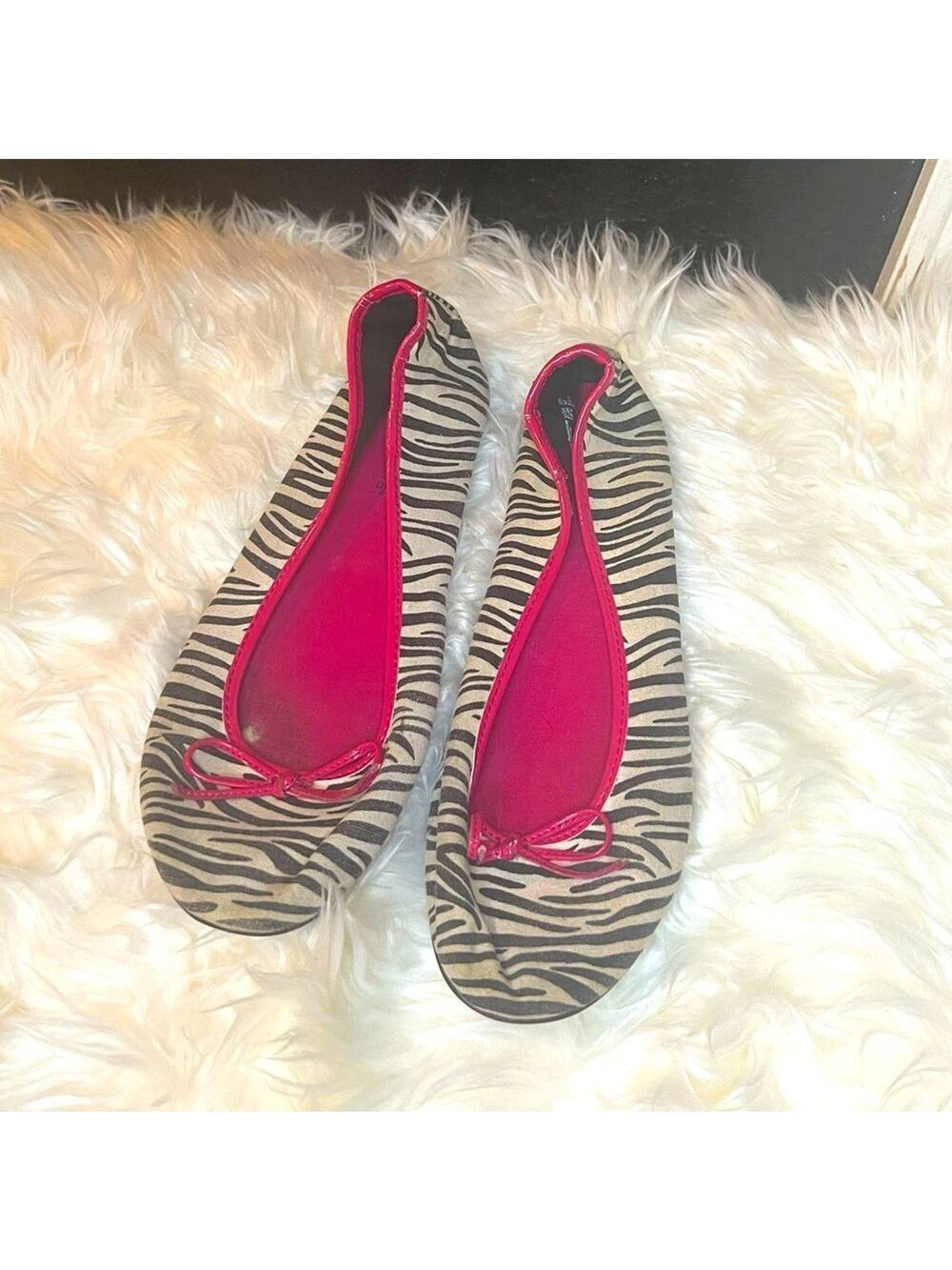Zebra print flats women’s size 6.5